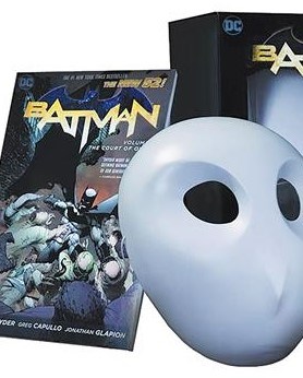 Batman The Court Of Owls Book And Mask Set #1