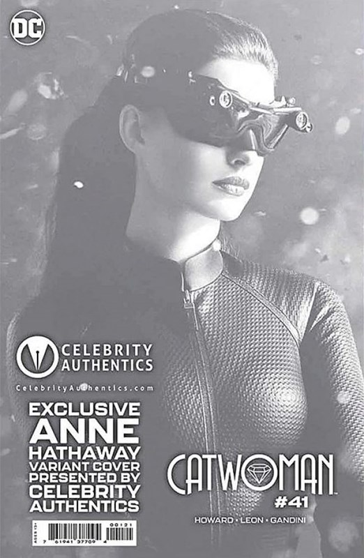 CATWOMAN #41-CELEB